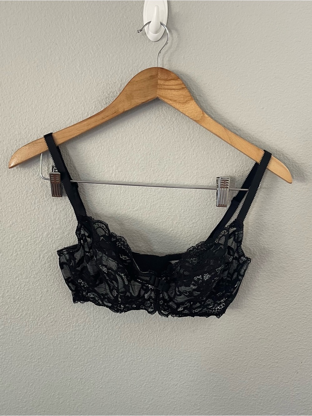 Victorias Secret Very Sexy Balconet Bra 34D Black Lace